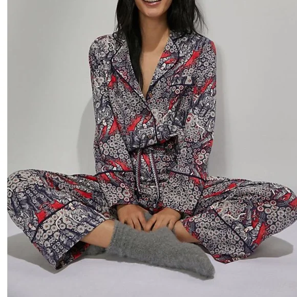 NWT Anthropologie Artist Flannel Pajama Pants. Size medium - Picture 4 of 10